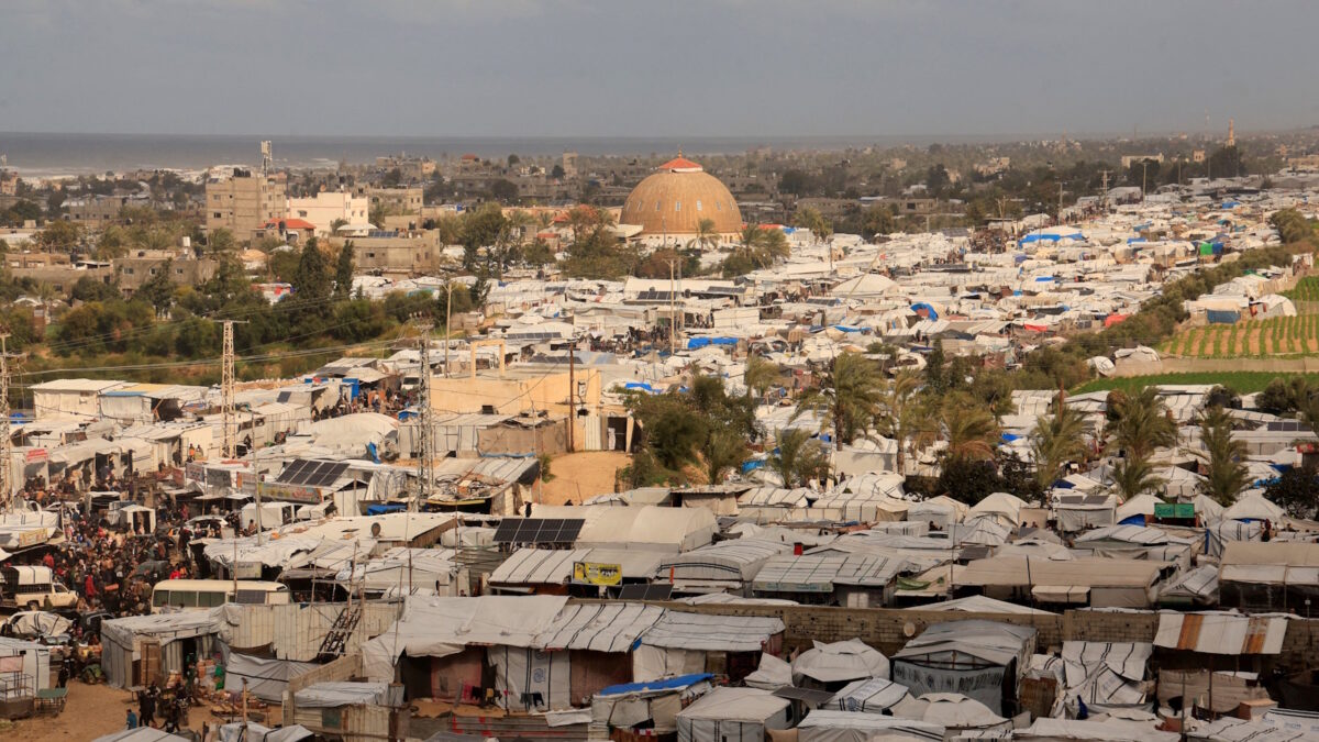 Σκηνές εκτοπισμένων Παλαιστινίνων στην Χαν Γιουνίς της Γάζας