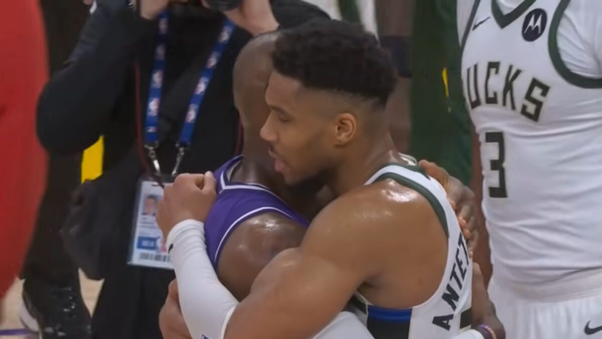 Ο Λεμπρόν Τζέιμς αγκάλιασε τον Γιάννη Αντετοκούνμπο, το «respect» του ηγέτη των Λέικερς στον «Greek freak»