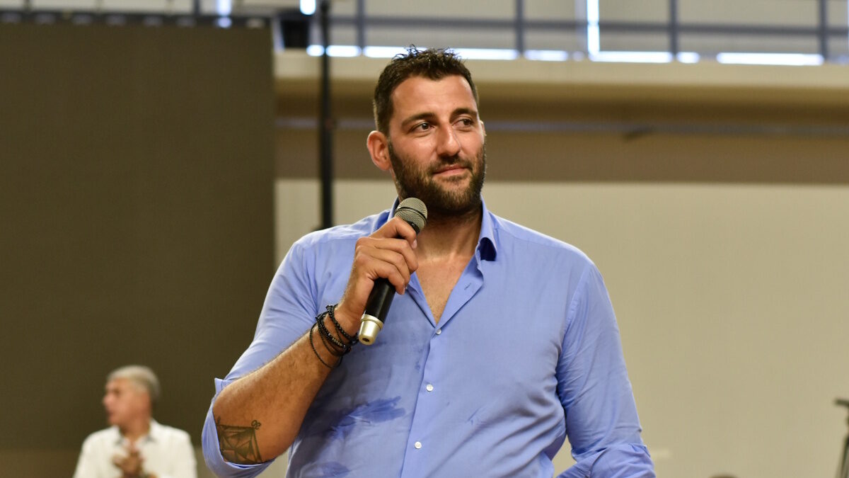 Ο Γιάννης Μπουρούσης