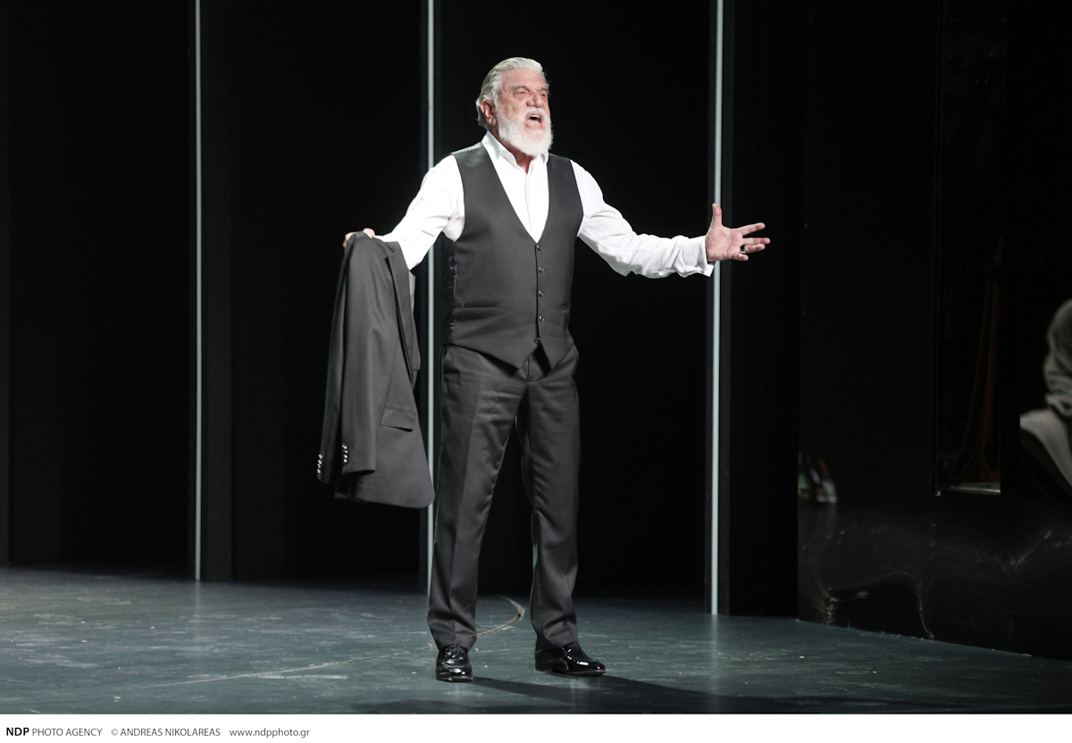 Γιάννης Βούρος