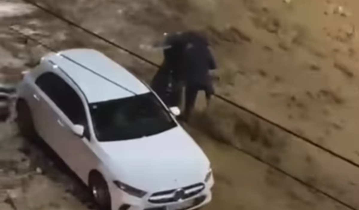 Διάσωση γυναίκας στη Γλυφάδα