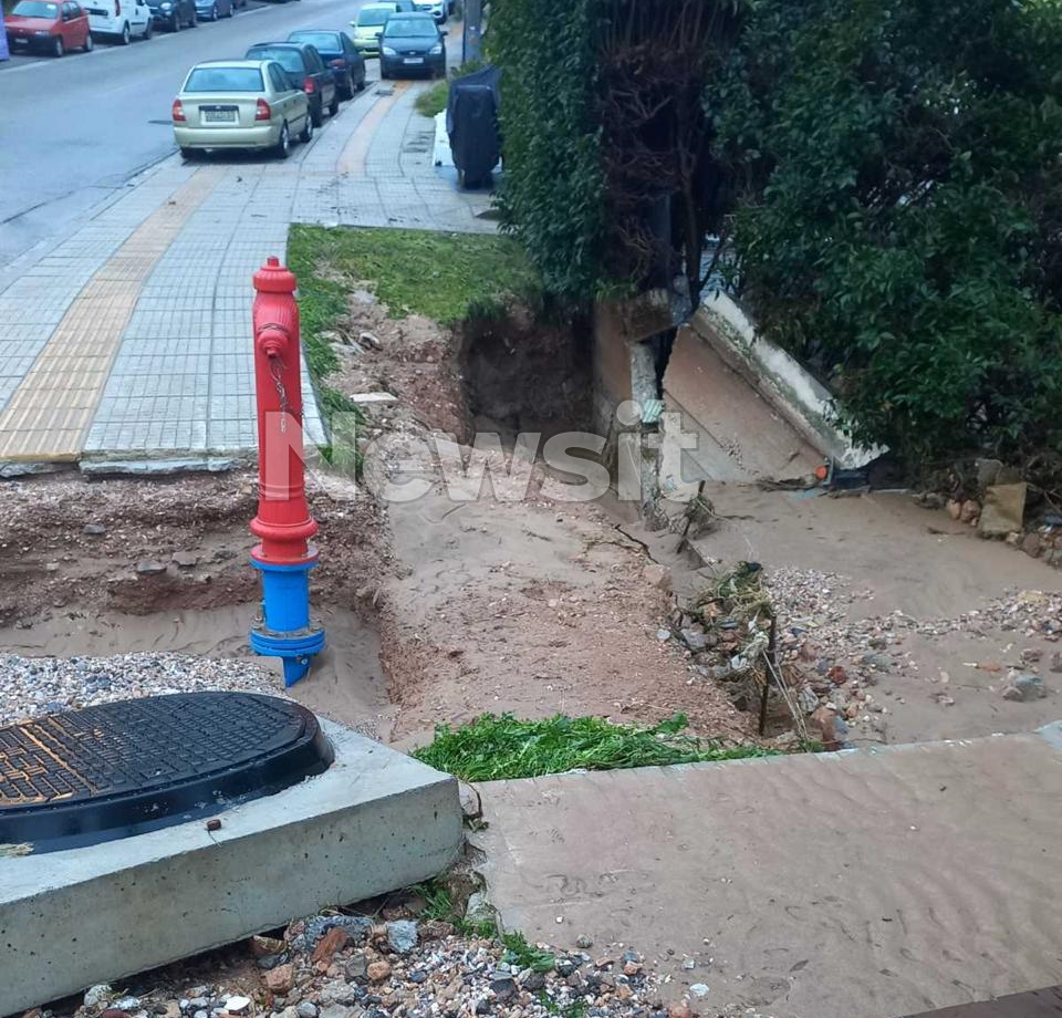 Ζημιές από την κακοκαιρία στην Ανω Γλυφάδα