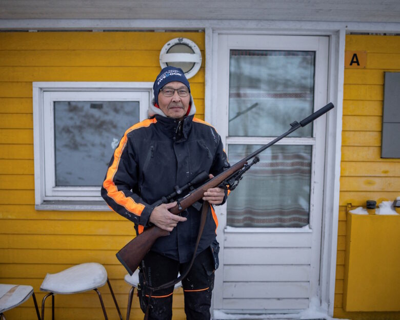 Ο Γιοχάνες Χάνσεν μέλος της κοινότητας των Ινουίτ