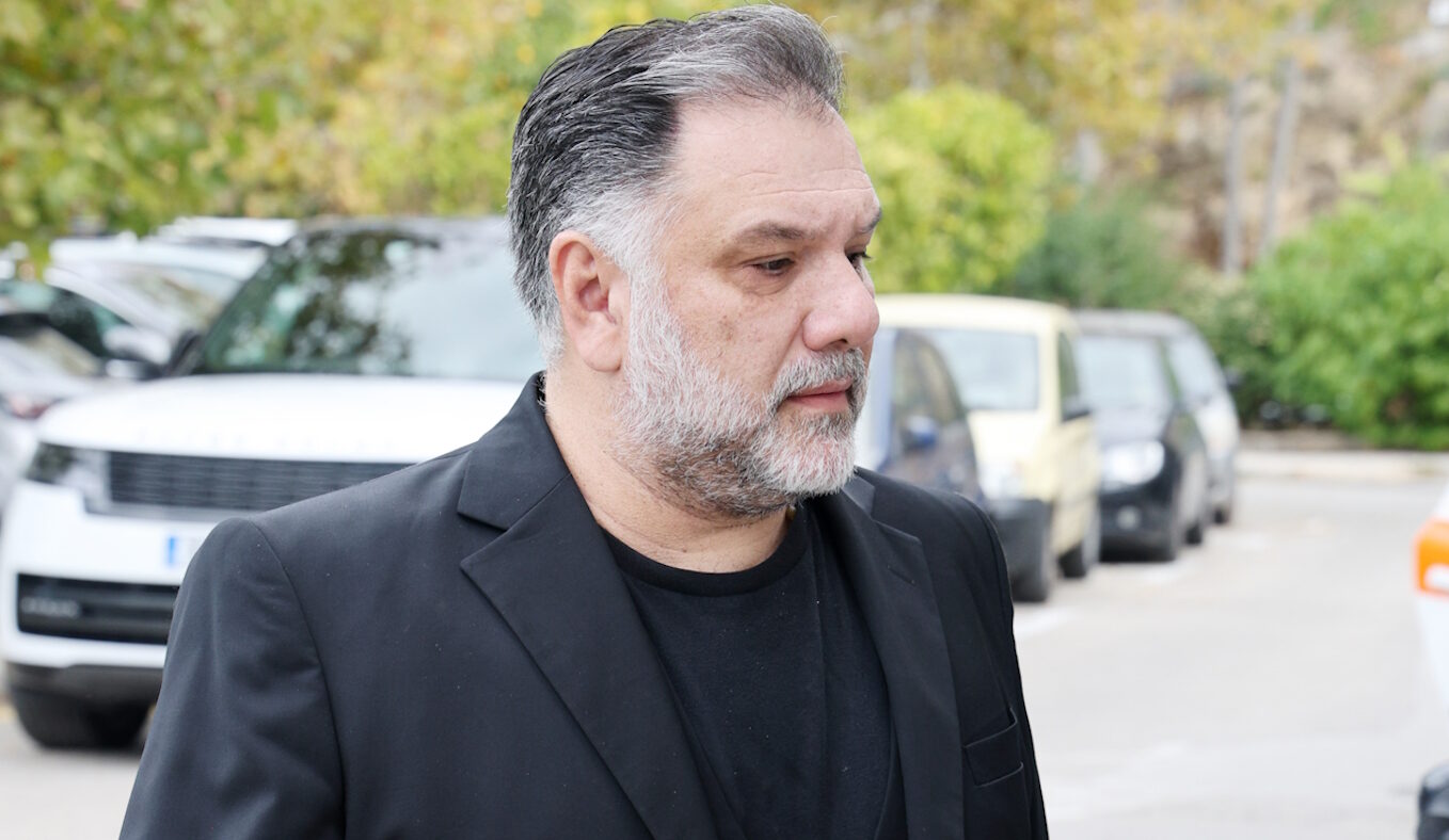 Γρηγόρης Αρναούτογλου