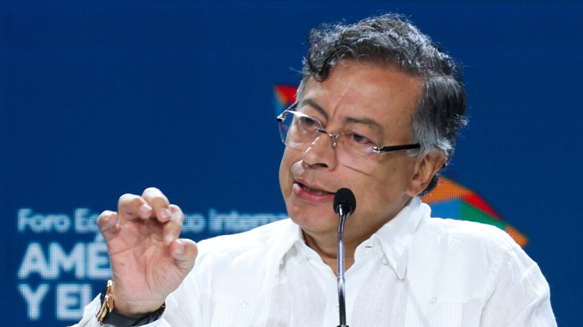 Γκουστάβο Πέτρο