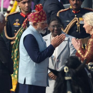 ο Ναρέντρα Μόντι και η Ούρσουλα φον ντερ Λάιεν