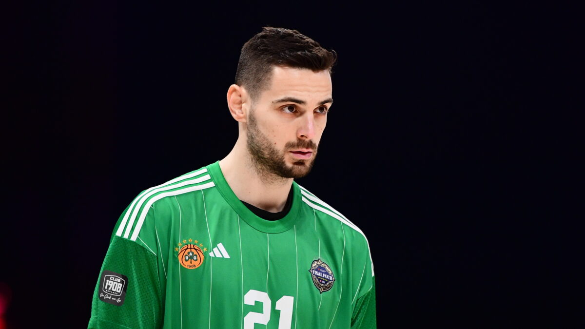 Ο Ιωάννης Παπαπέτρου