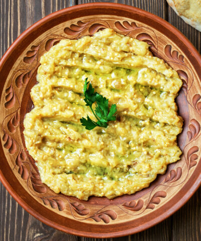 Μελιτζανοσαλάτα με αντζούγιες