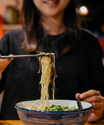 Το AbraOvata επανασυστήνει το ramen, κάθε Σαββατοκύριακο