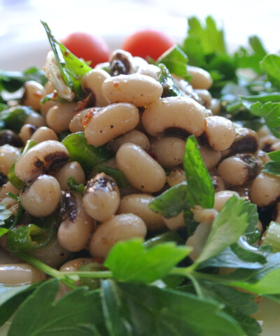 Μαυρομάτικα φασόλια σαλάτα