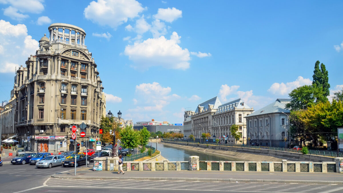BUCHAREST, ROMANIA - AUGUST 4, 2012: Visiting The shore of Dambovita River.
