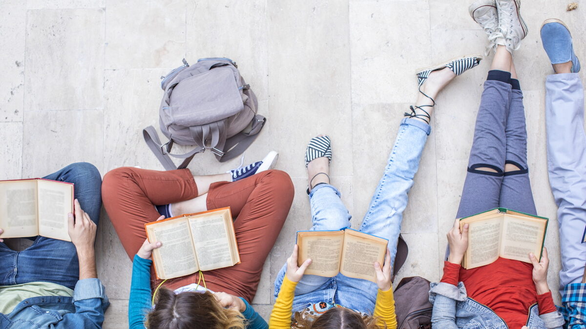 Teenagers friends friendship students concept