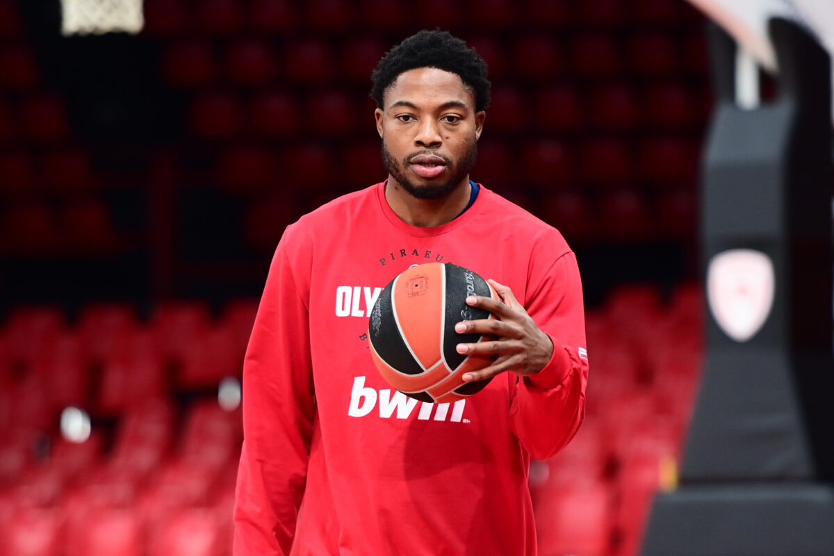 Ο Ταϊρίκ Τζόουνς σε προπόνηση του Ολυμπιακού (ΓΙΩΡΓΟΣ ΜΑΤΘΑΙΟΣ