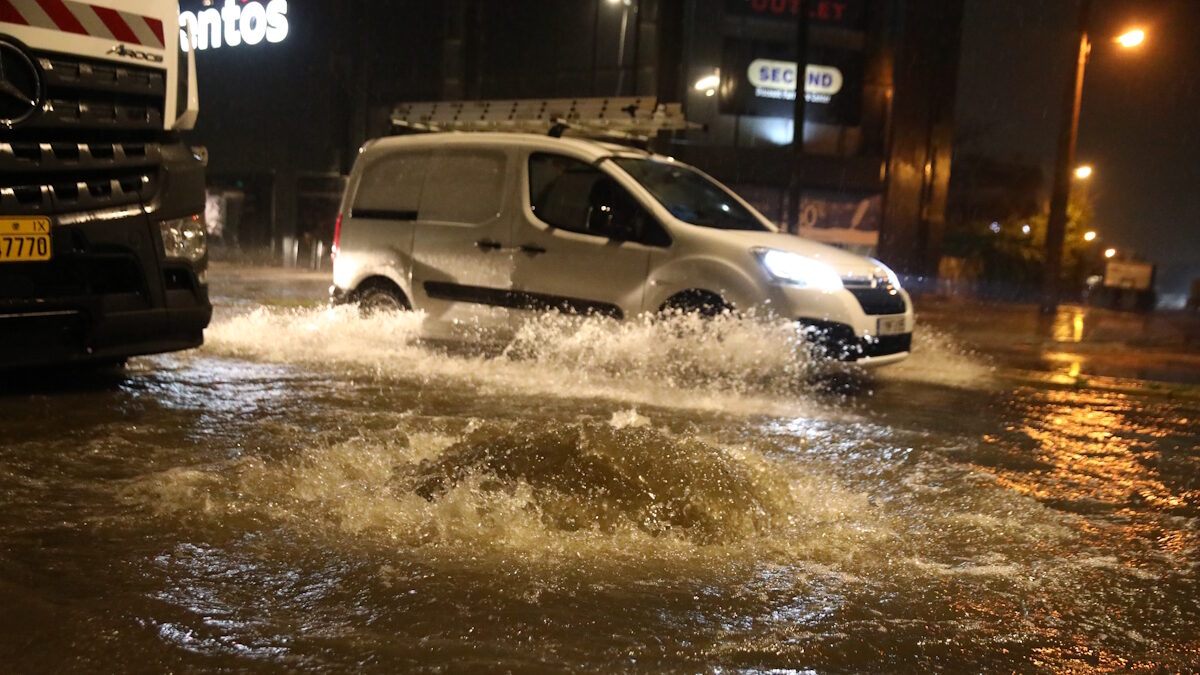 Σφοδρή κακοκαιρία στην Αθήνα