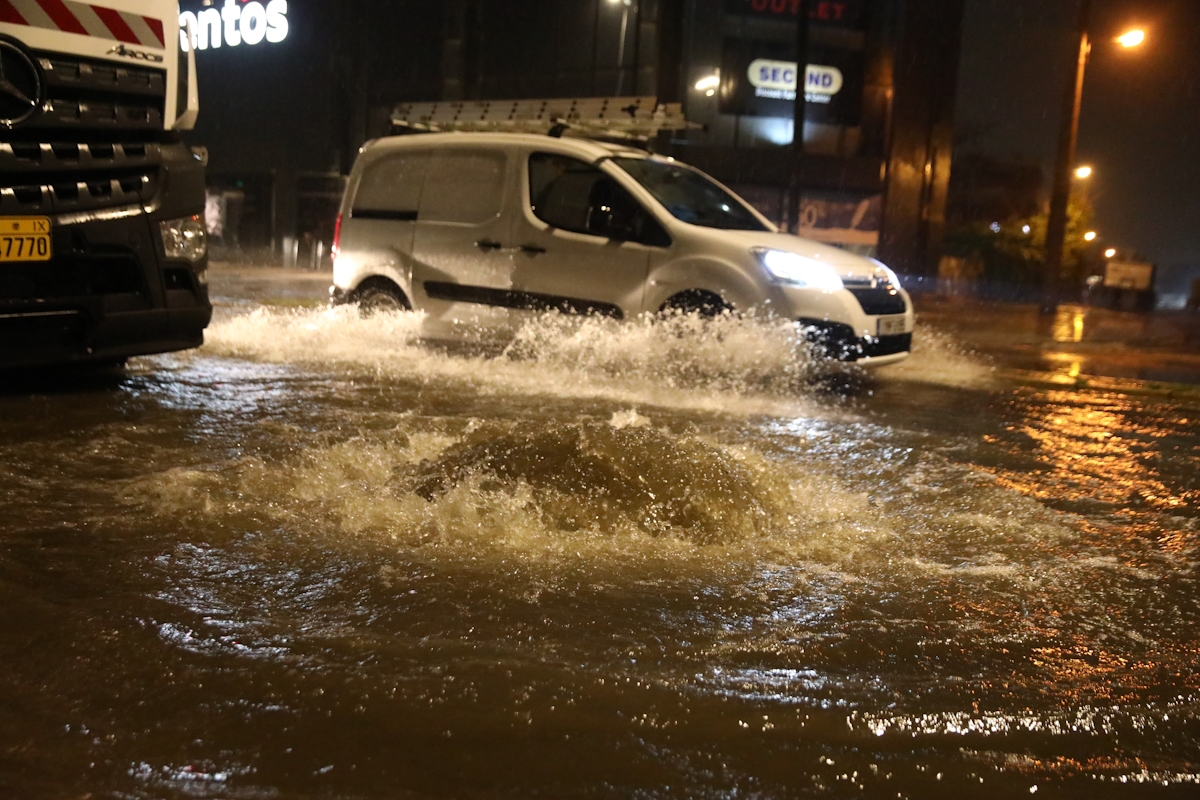 Σφοδρή κακοκαιρία στην Αθήνα