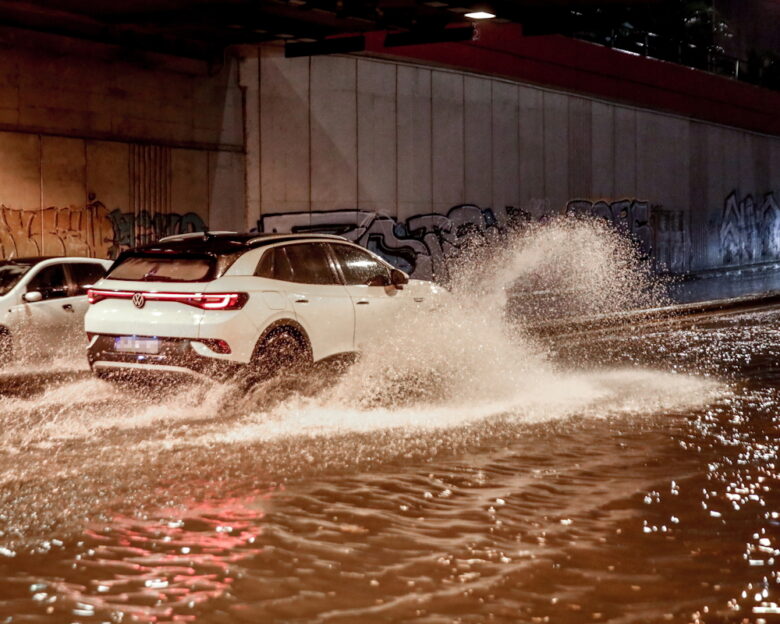 Ισχυρές βροχοπτώσεις στην Αθήνα