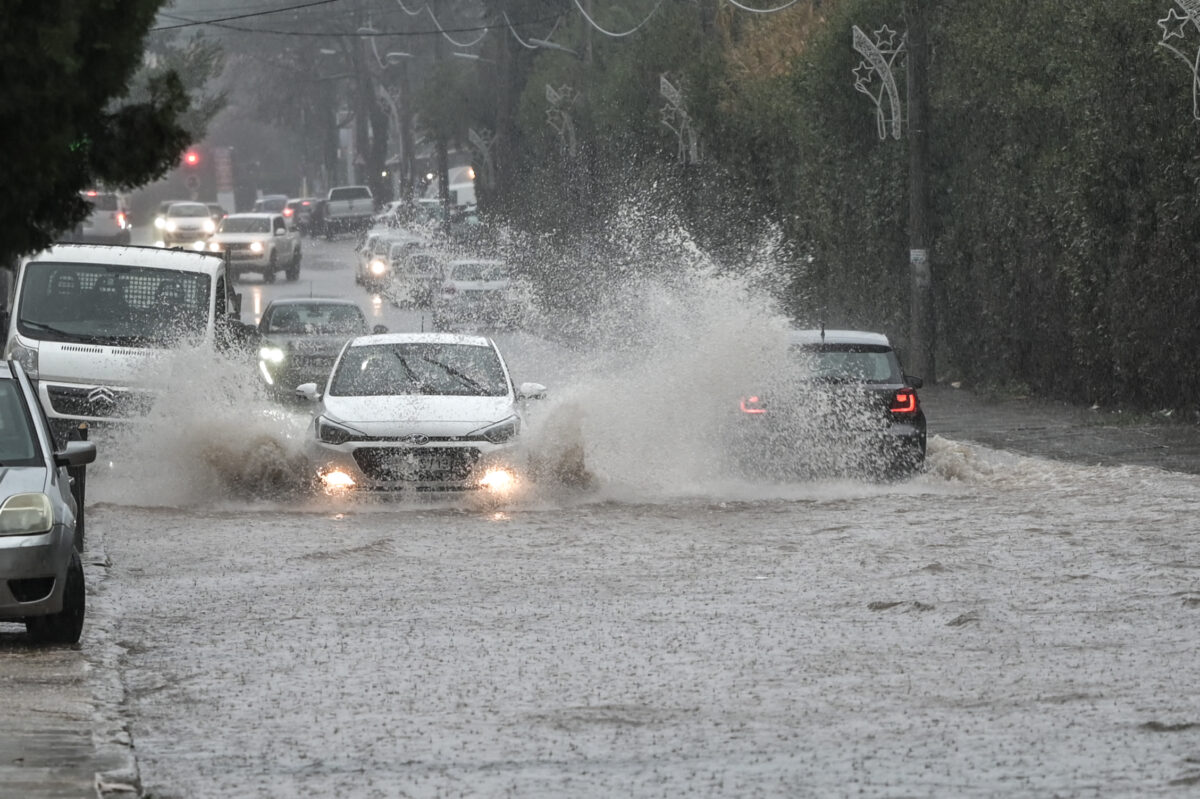ΦΩΤΟΓΡΑΦΙΑ ΑΡΧΕΙΟΥ ΜΙΧΑΛΗΣ ΚΑΡΑΓΙΑΝΝΗΣ