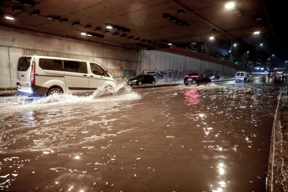 Πλημμυρισμενοι δρόμοι