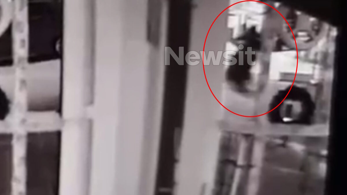 Κερατσίνι: Βίντεο ντοκουμέντο από την καταδίωξη του 15χρονου με την κλεμμένη μηχανή – Αναζητείται ο δεύτερος αναβάτης