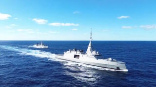 Η φρεγάτα «Κίμων» πλέει σε ελληνικά νερά