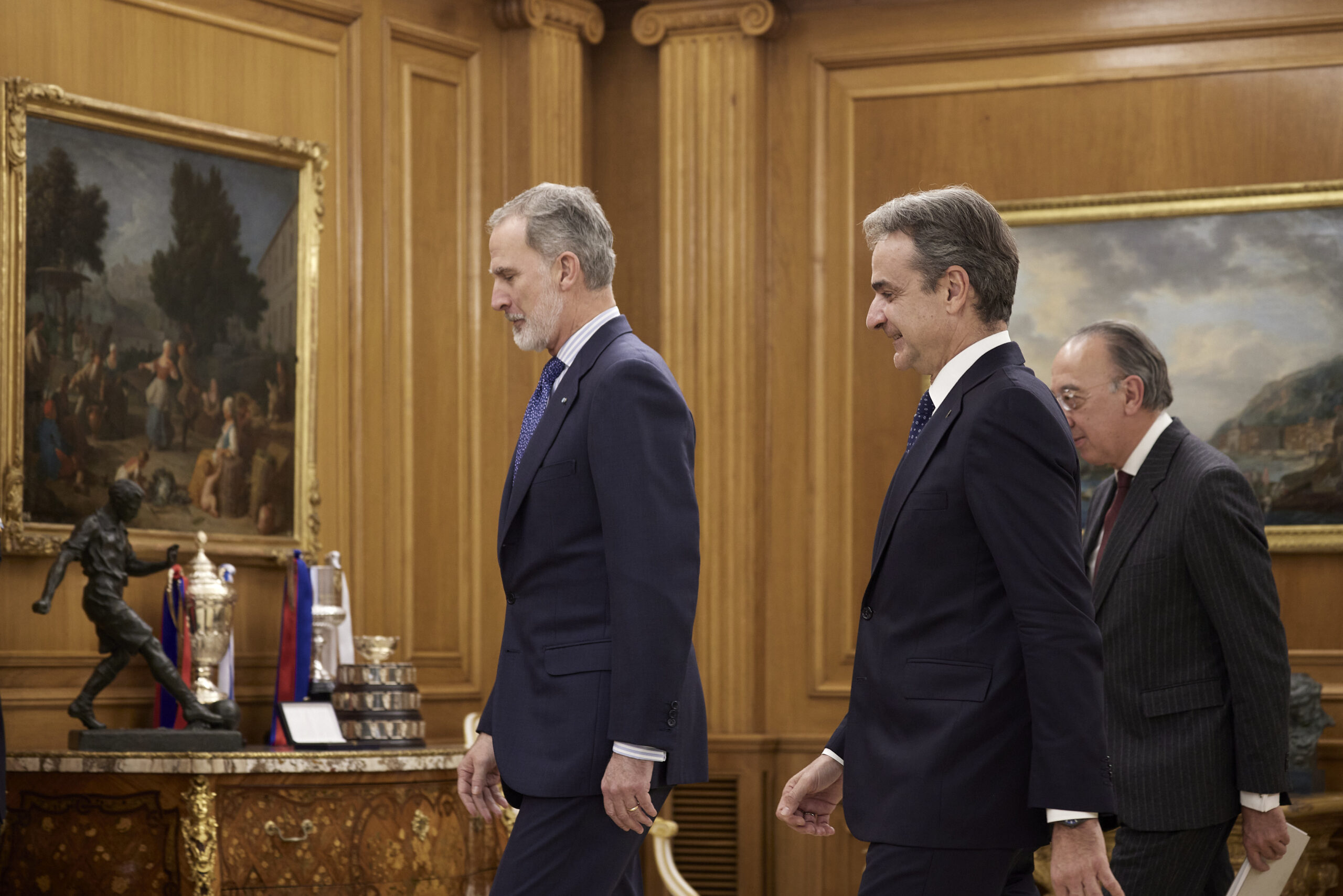 Ο πρωθυπουργός Κυριάκος Μητσοτάκης με τον βασιλιά της Ισπανίας, Φίλιππο Στ’