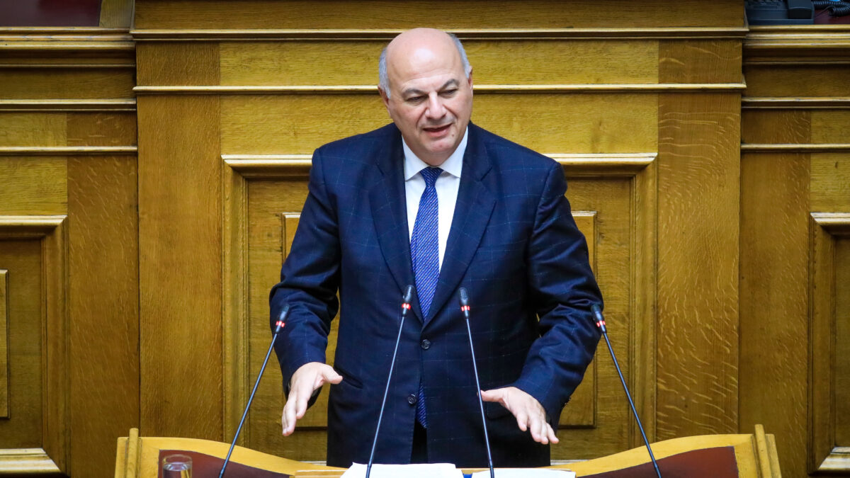 Κώστας Τσιάρας