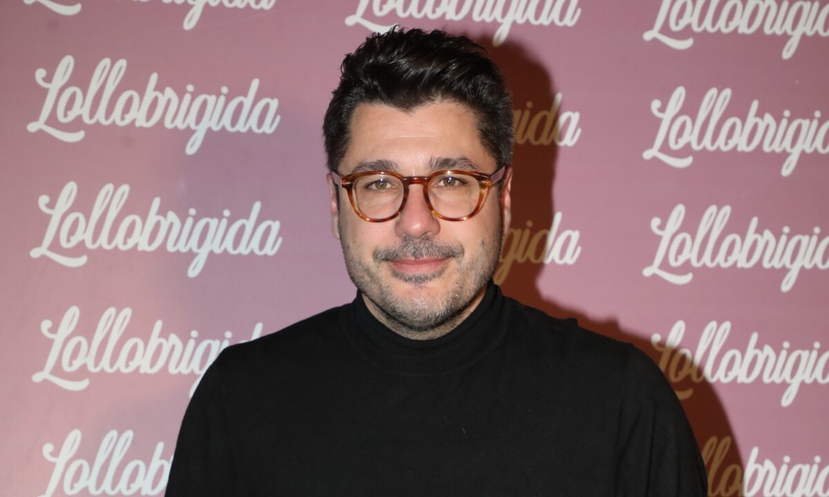 Λάμπρος Κωνσταντάρας