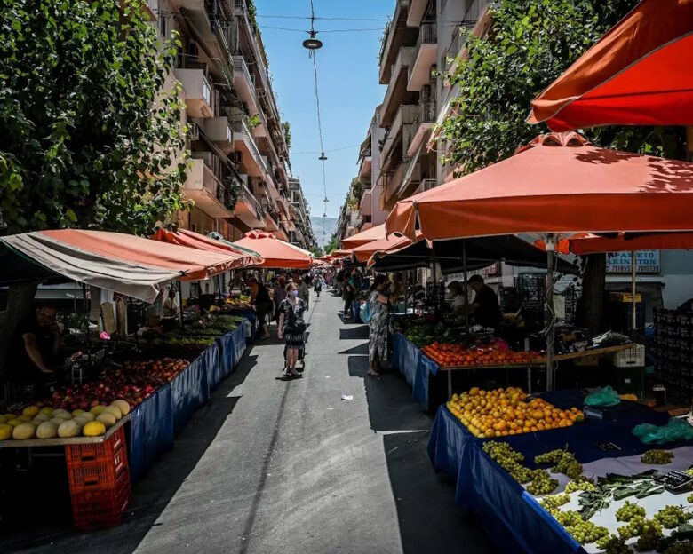 ΕΡΓΑΖΟΜΕΝΟΙ ΣΤΟΝ ΗΛΙΟ-ΛΑΪΚΗ ΑΓΟΡΑ / ΖΕΣΤΗ ΚΑΥΣΩΝΑΣ