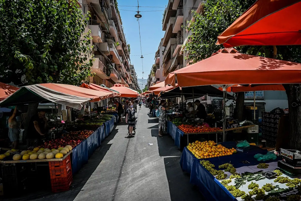 ΕΡΓΑΖΟΜΕΝΟΙ ΣΤΟΝ ΗΛΙΟ-ΛΑΪΚΗ ΑΓΟΡΑ / ΖΕΣΤΗ ΚΑΥΣΩΝΑΣ