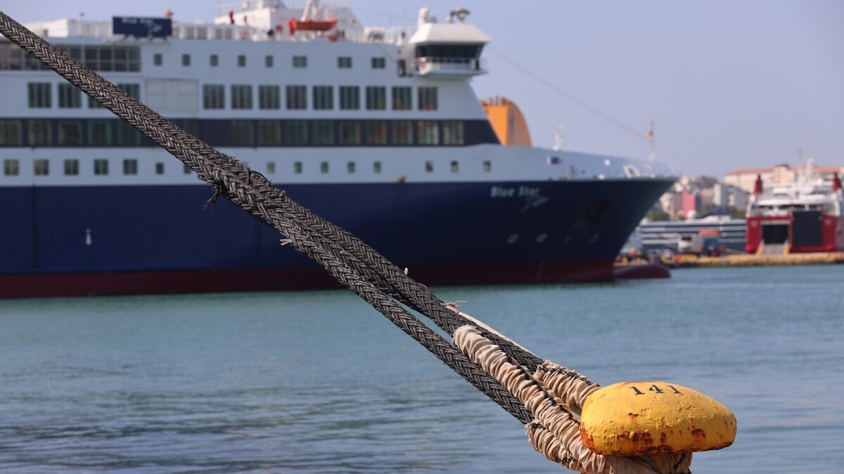 Στιγμιότυπο από το λιμάνι του Πειραιά