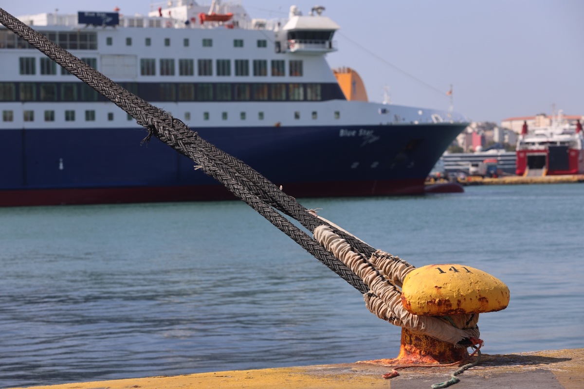Στιγμιότυπο από το λιμάνι του Πειραιά