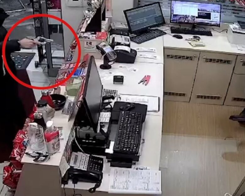 Συμμορία με ληστείες σε βενζινάδικο