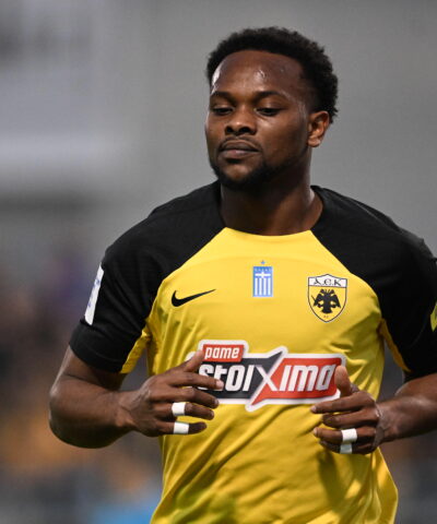 Ο Λιβάι Γκαρσία με τη φανέλα της ΑΕΚ