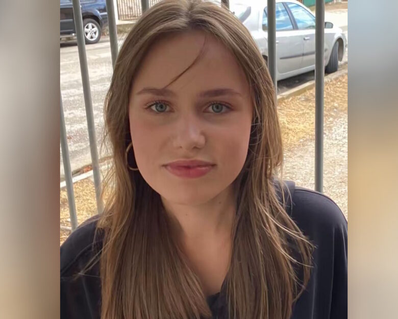 Η 16χρονη Λόρα