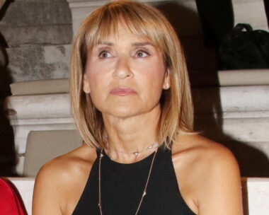 Μάρα Ζαχαρέα