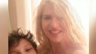 O 18χρονος Μάριος και η μητέρα του