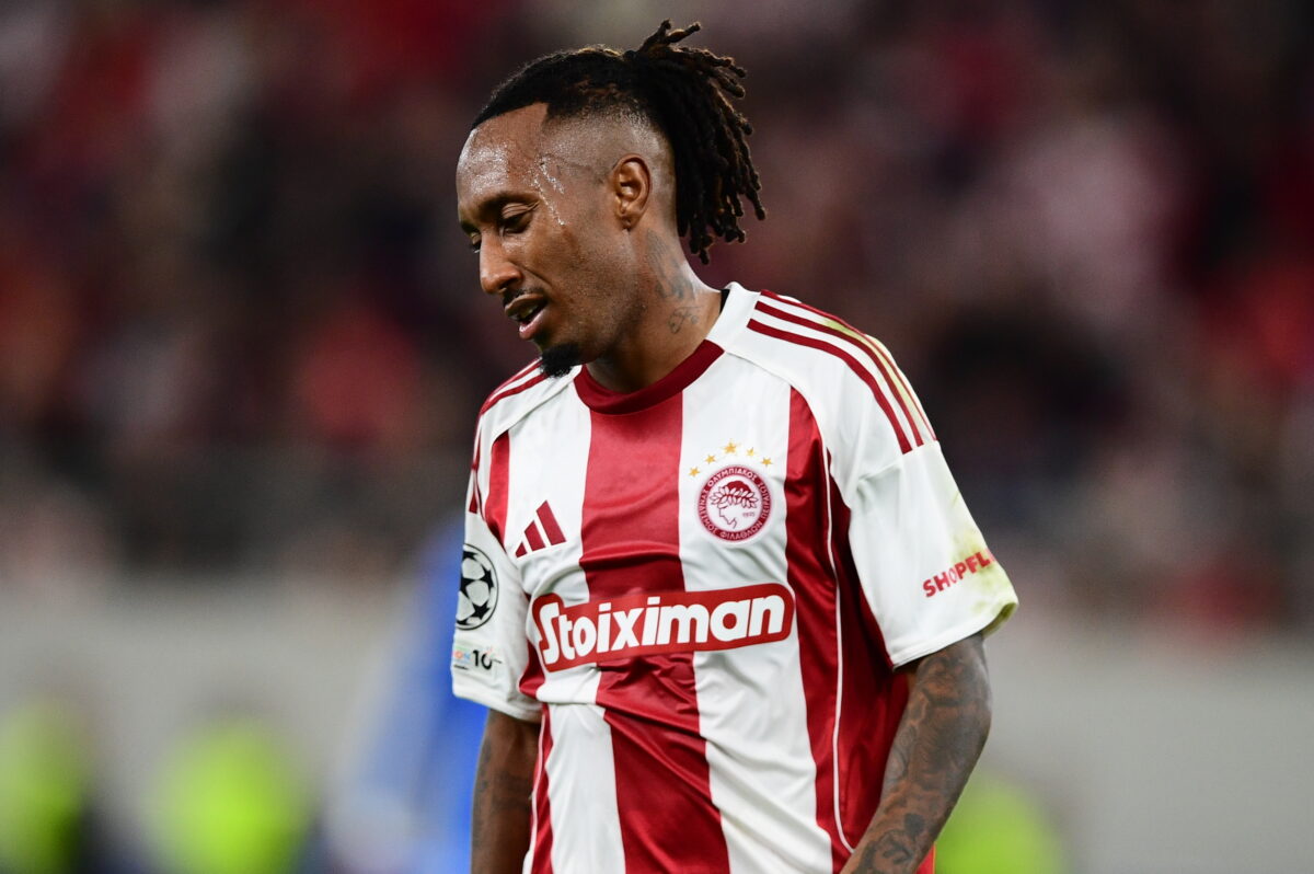 Ο Ζέλσον Μάρτινς με τη φανέλα του Ολυμπιακού