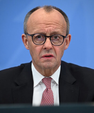 Ο Φρίντριχ Μερτς