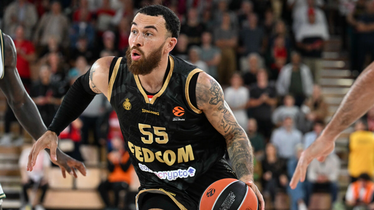 Ο Μάικ Τζέιμς