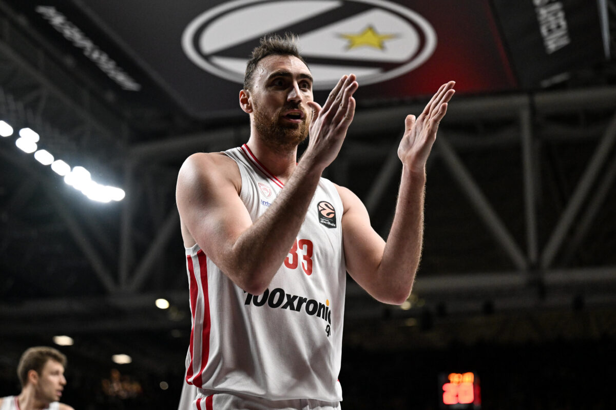 Μιλουτίνοφ