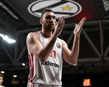 Μιλουτίνοφ