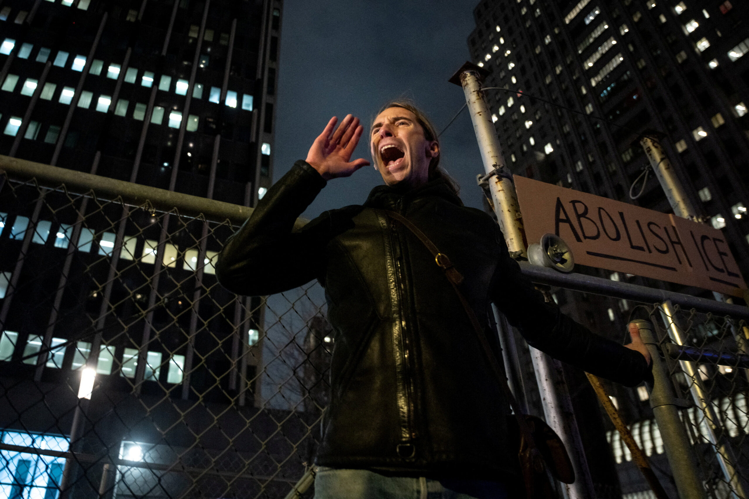 Διαδηλώτρια