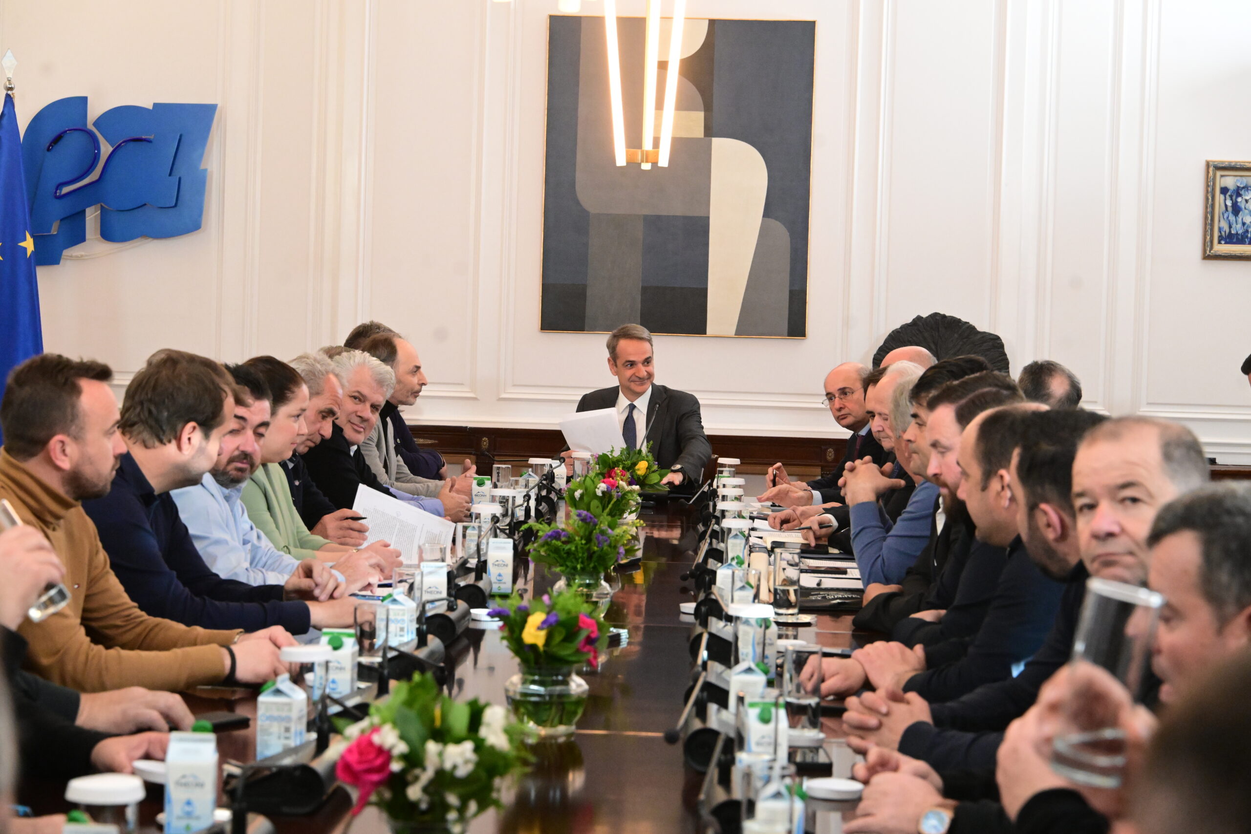 Κυριακος Μητσοτάκης μαζί με αγρότες