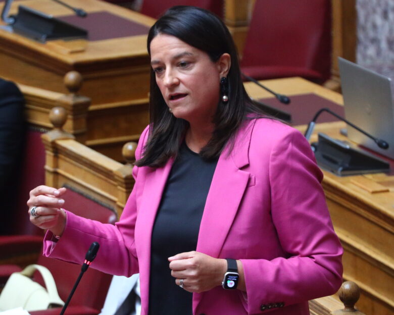 Νίκη Κεραμέως