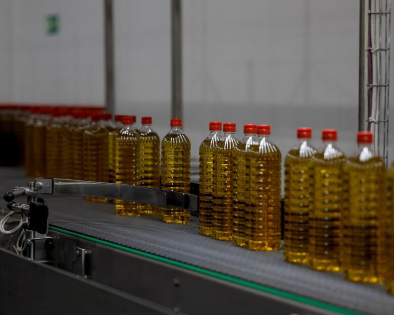 Μπουκάλια με ελαιόλαδο