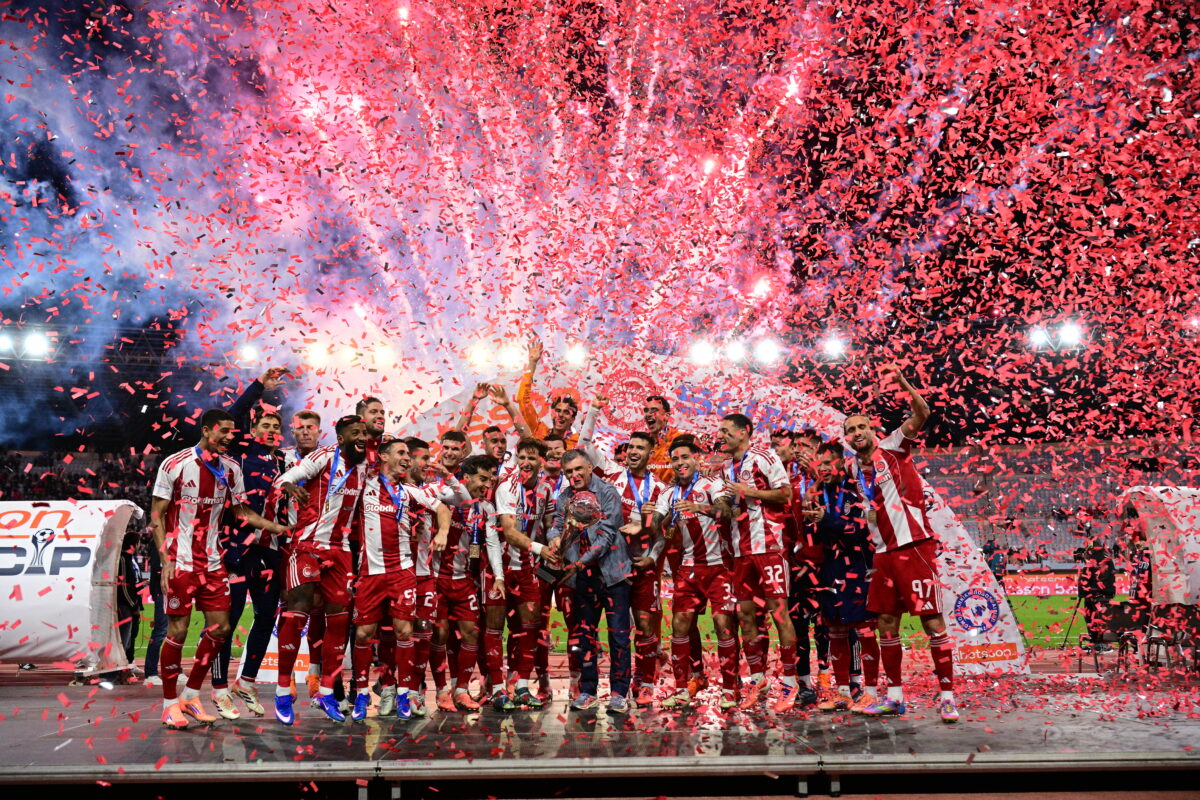 Η απονομή του Betsson Super Cup(KLODIAN LATO