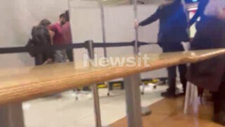 Θεσσαλονίκη: «Φοβάμαι» φώναζε η γυναίκα που της έπεσε στο κεφάλι κομμάτι οροφής στο εμπορικό κέντρο – «Είχε Άγιο» που σώθηκε