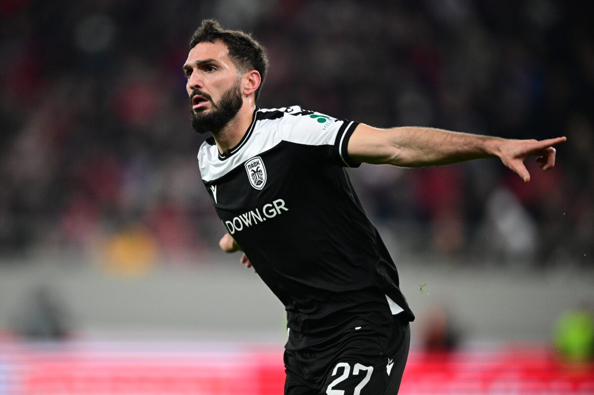 Ο Οζντόεφ πανηγυρίζει το γκολ του (KLODIAN LATO