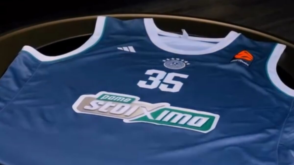 Ο Παναθηναϊκός παρουσίασε την τρίτη φανέλα του με τον Κένεθ Φαρίντ