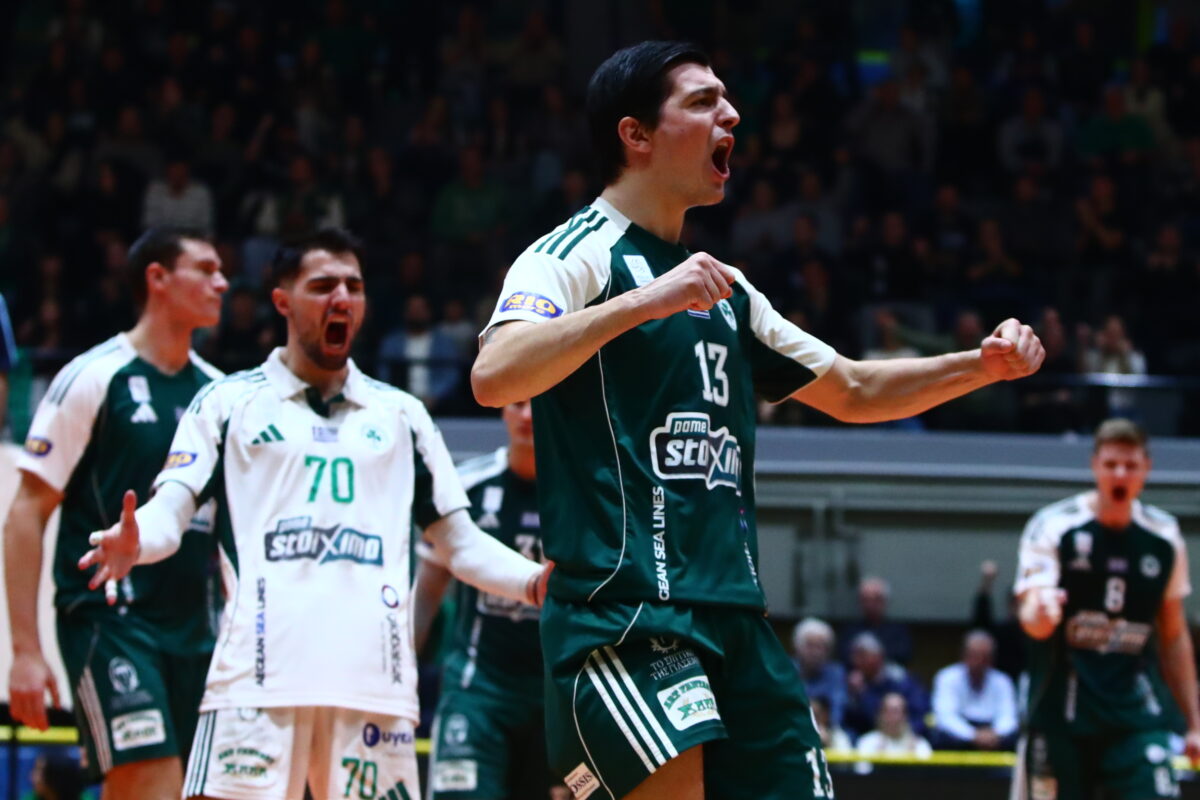 Οι παίκτες του Παναθηναϊκού πανηγυρίζουν κόντρα στον Ολυμπιακό (ΑΡΓΥΡΩ ΑΝΑΣΤΑΣΙΟΥ